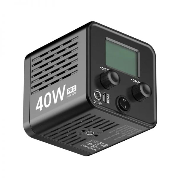 Портативный диодный осветитель Ulanzi 40WPRO L023 2500-6500k 50Вт со встроенным аккумулятором